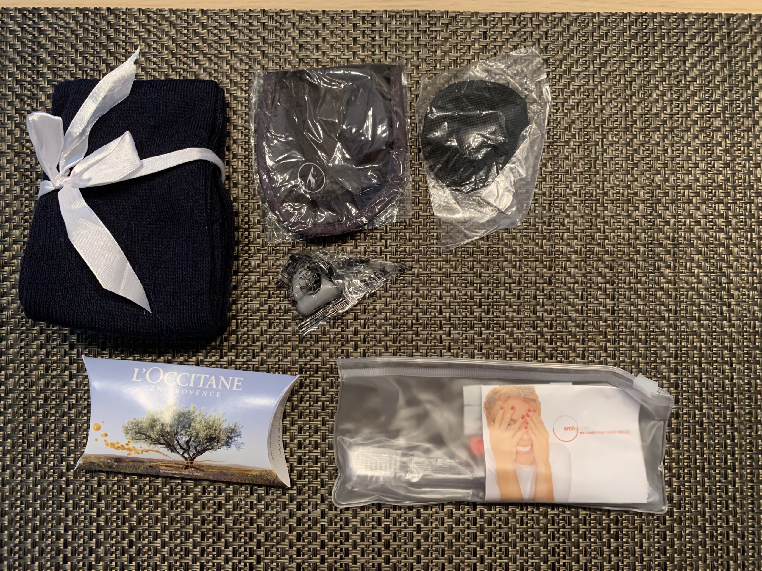 Review Lufthansa Business Class Amenity Kit
