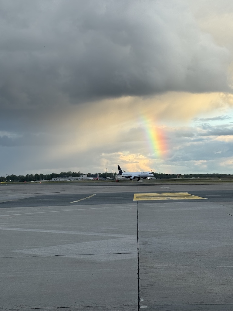 ✈️ Mileage Run Madness in Polen: 6 Legs,                  4 Städte, 12 Stunden – und jede Menge Punkte!