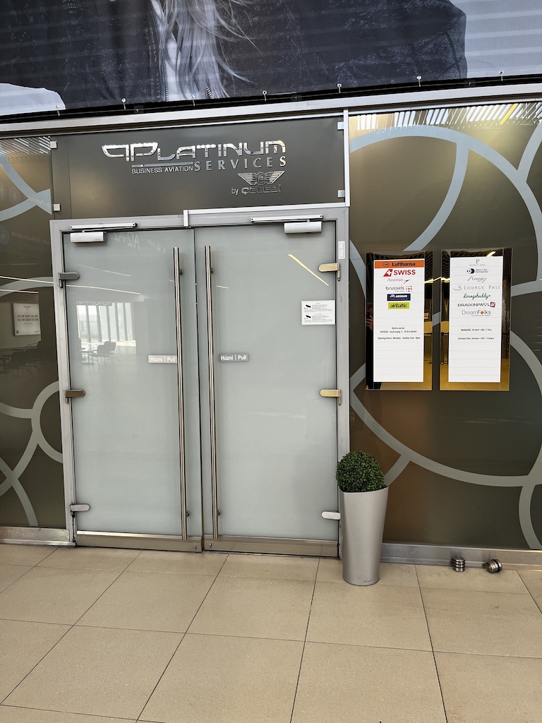 New Review – Platinum Lounge Schengen Budapest (BUD)