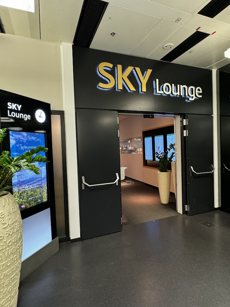 New Review – Sky Lounge Wien Flughafen (VIE)