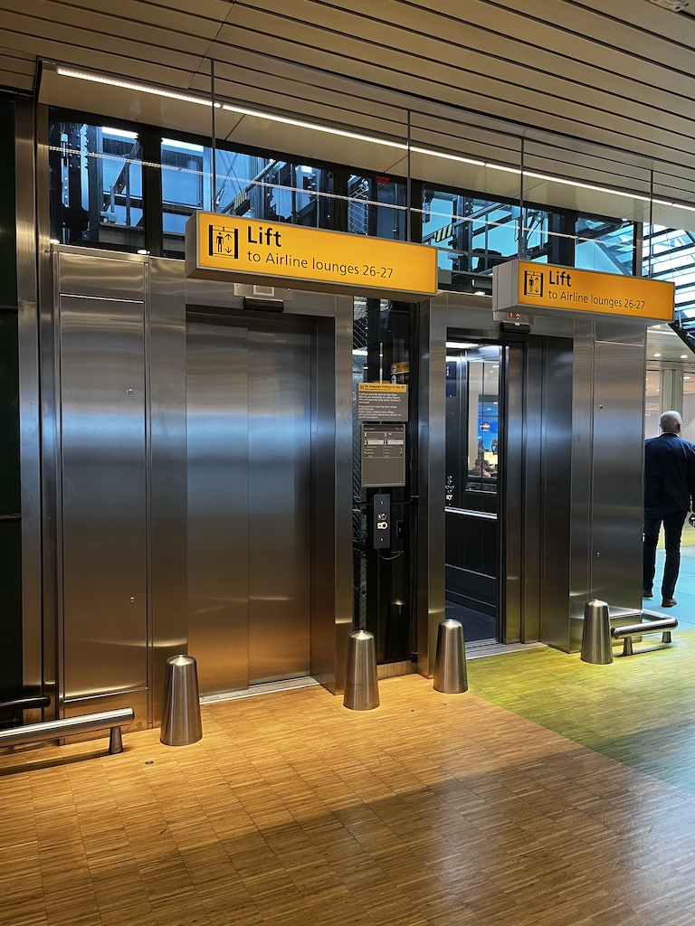 New Review – Star Alliance Gold Lounge Amsterdam (AMS)