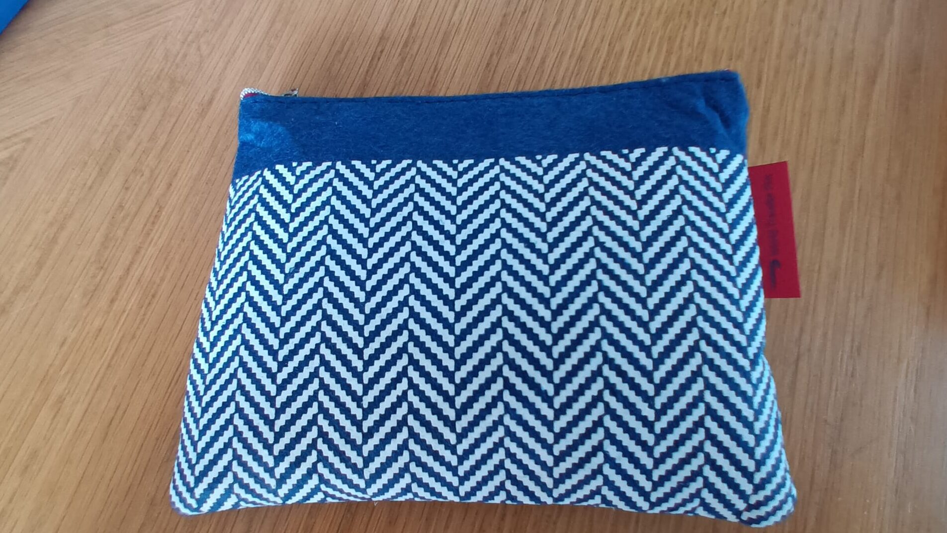 New Review Amenity Kit – British Airways Premium Eco