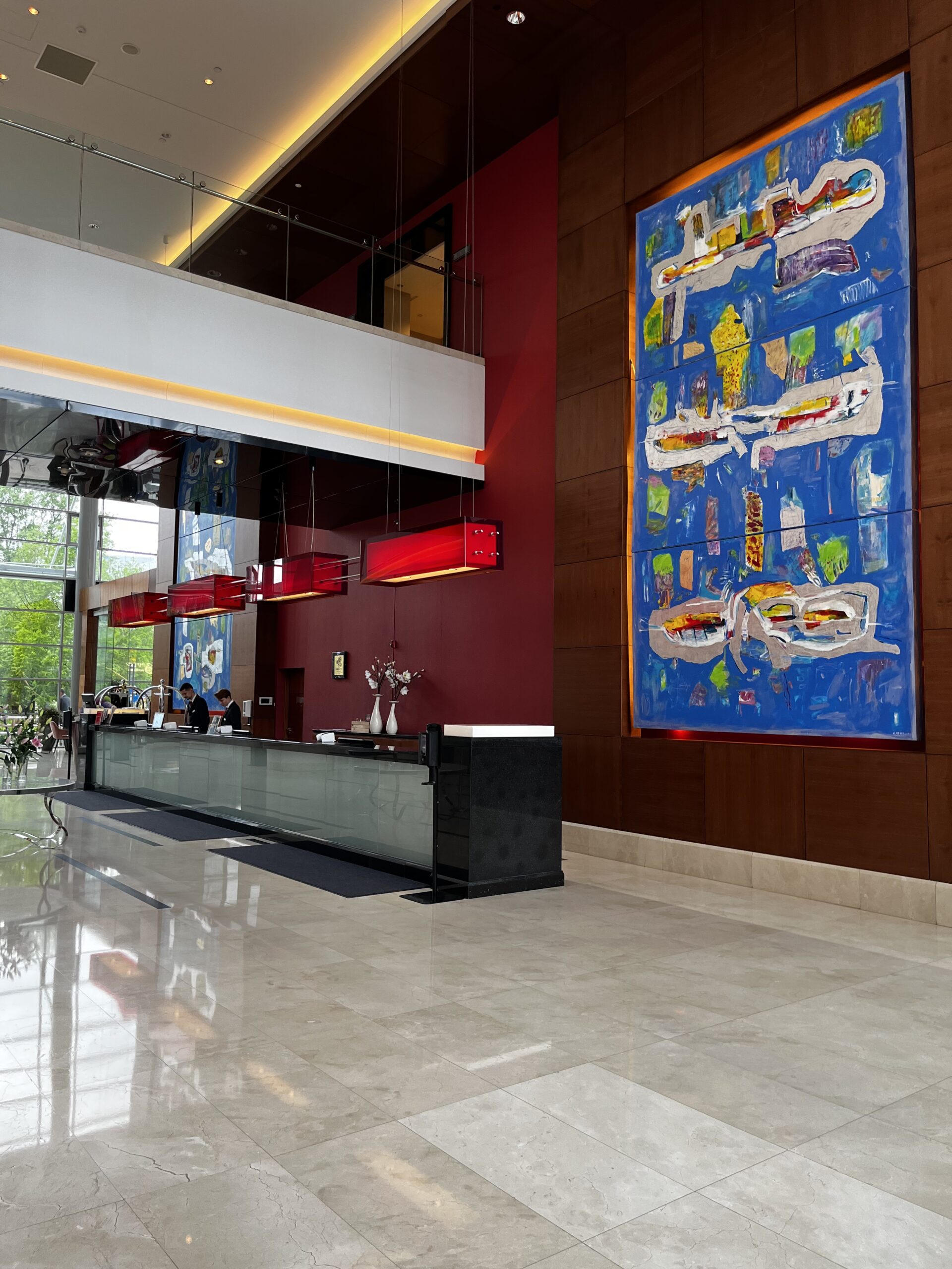 New Hotel Review – Hilton Warsaw City (Corner Suite)