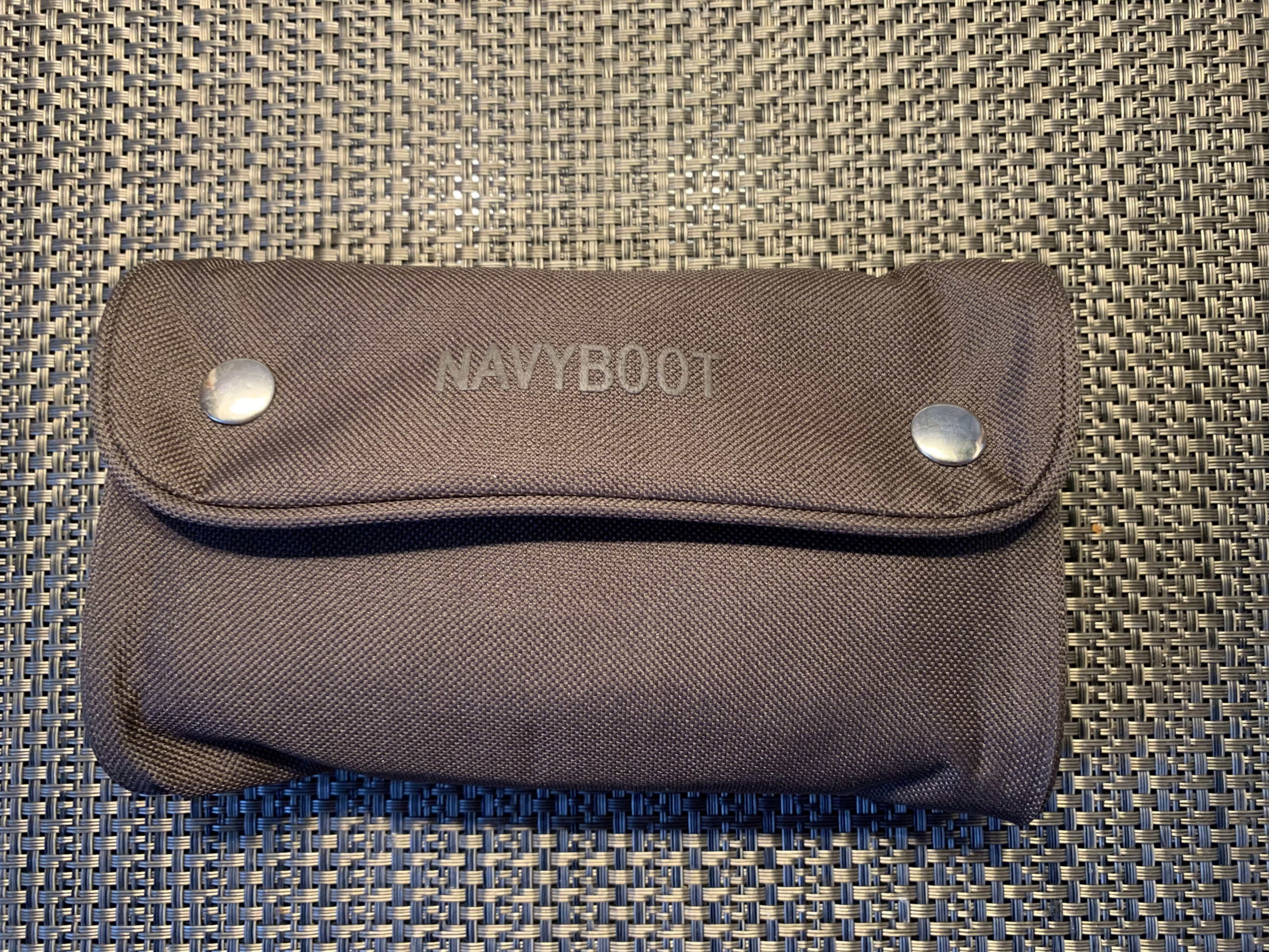 New Review Swiss Business Class Navyboot Amenity Kit