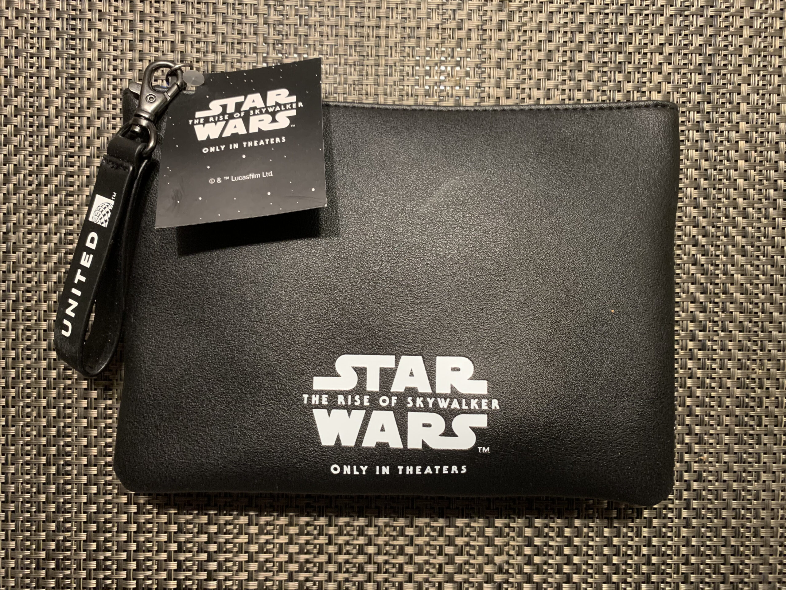United Airlines  Business Class Star Wars Amenity Kit